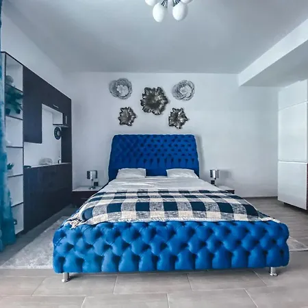 דירה Luxury V מאמאיה